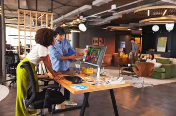 HP-rapport: persoonlijke werkervaringen (en AI) cruciaal voor een gezonde werkrelatie
