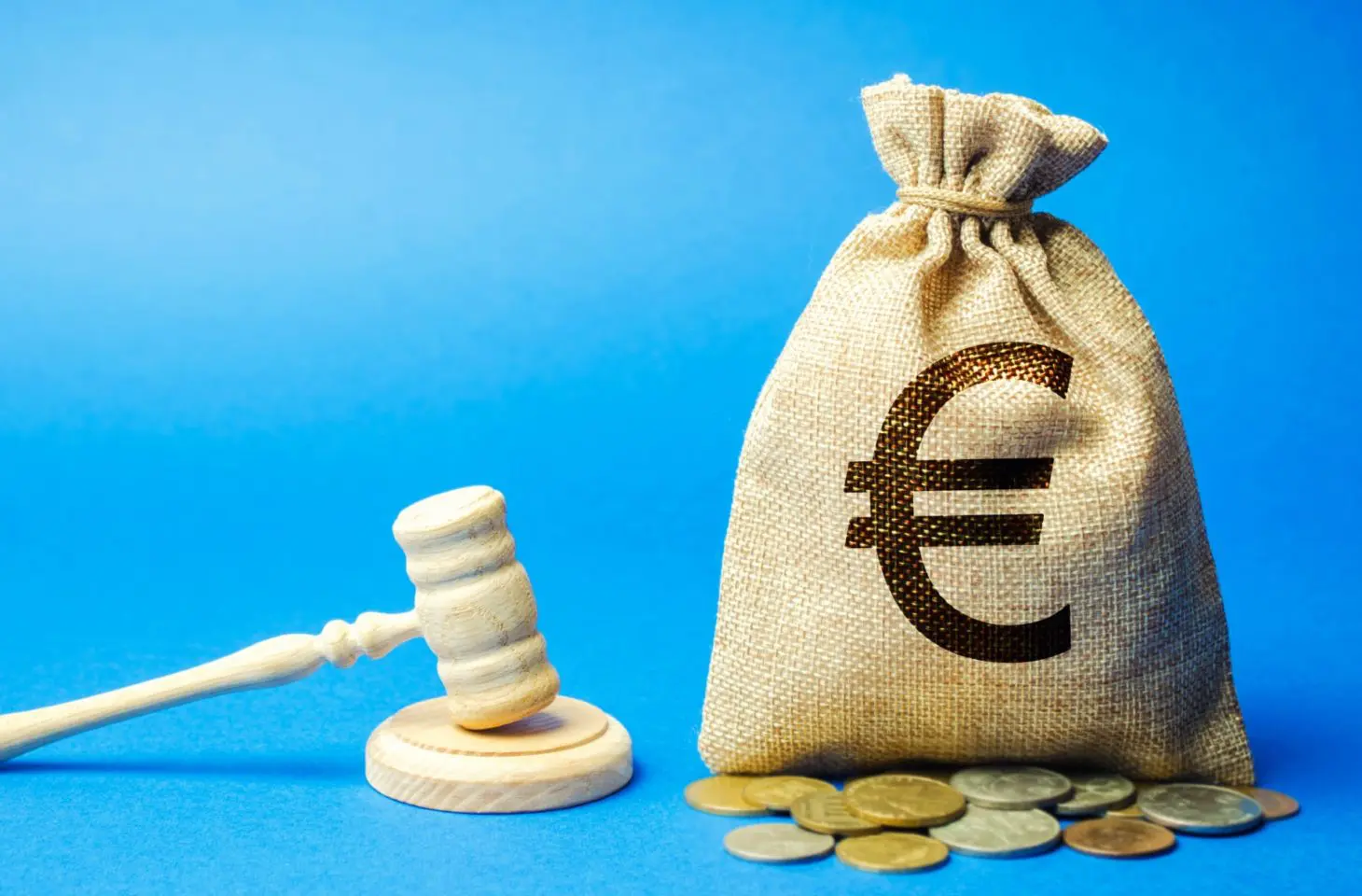 Europees gerecht heeft beslist: Apple moet 13 miljard euro boete betalen, Google 2,4 miljard euro