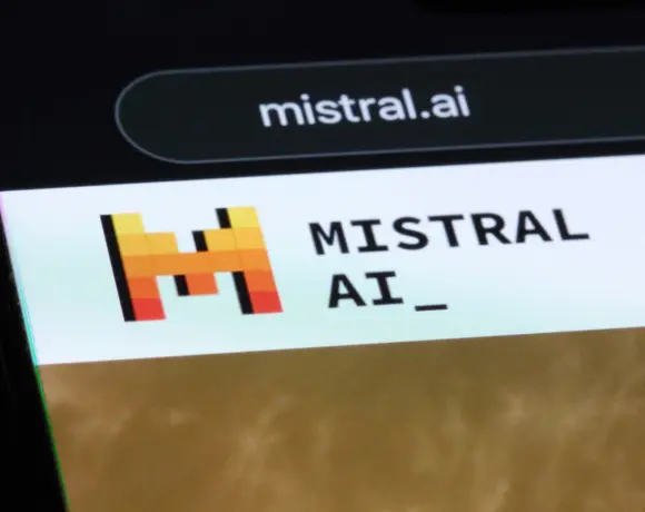 Mistral lanceert Voxtral: open-source AI-spraakherkenning
