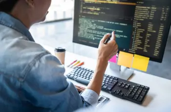 PHP 8.5 introduceert meer leesbare code en een nieuwe parser