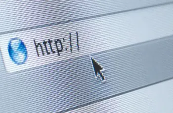 DNS Belgium wil af van AWS