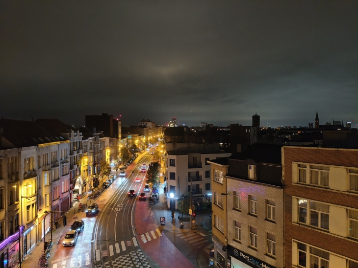 Motorola Moto G86 Hoofdcamera nacht 1